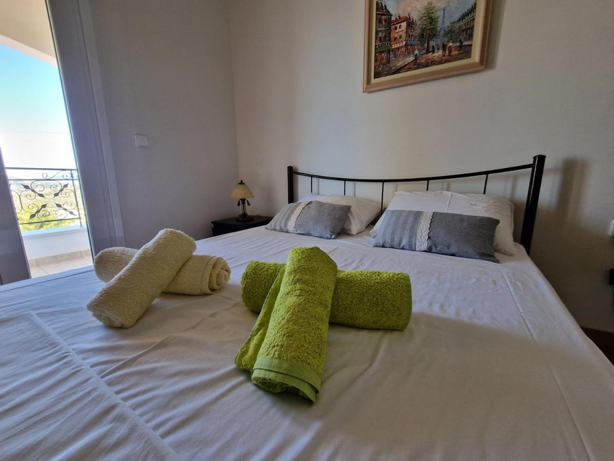 Villa Liana : Luxury Villa With Fantastic Sea View, Near Airport Pórto Ráfti エクステリア 写真